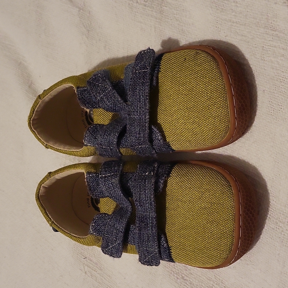LIKE NEW Livia and Luca double velcro rubber sneakers size 1